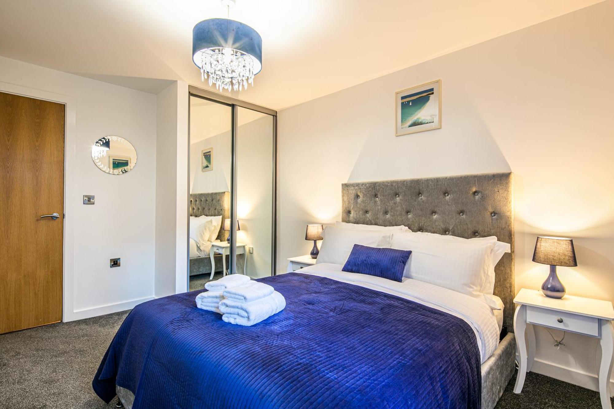Stylish 2 Bed Apt 18 - City Centre, Free Parking, Espresso Machine & Netflix - Hosted By Stay Host Save Sheffield Exterior photo